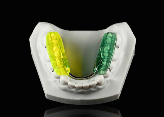 Splinte dentale Gelb colorata Resina acrilica dura Splinte occlusale per la strofinatura notturna dei denti